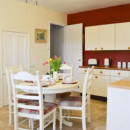 Highbury Farm *
