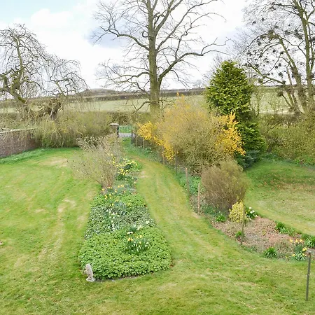 Highbury Farm *