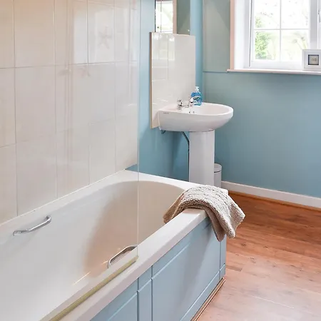 Highbury Farm * Wharram le Street